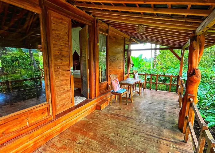 Gempinis Coffee Shop And Villa Blimbing (Bali)