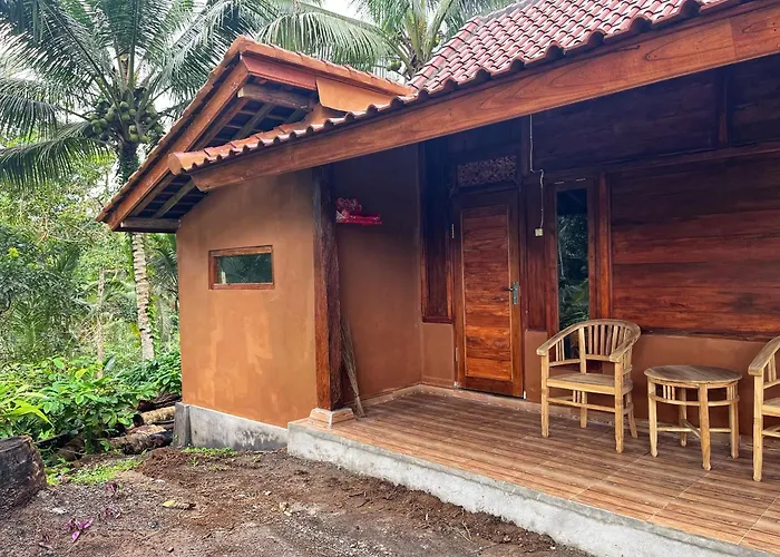 Gempinis Coffee Shop And Villa *